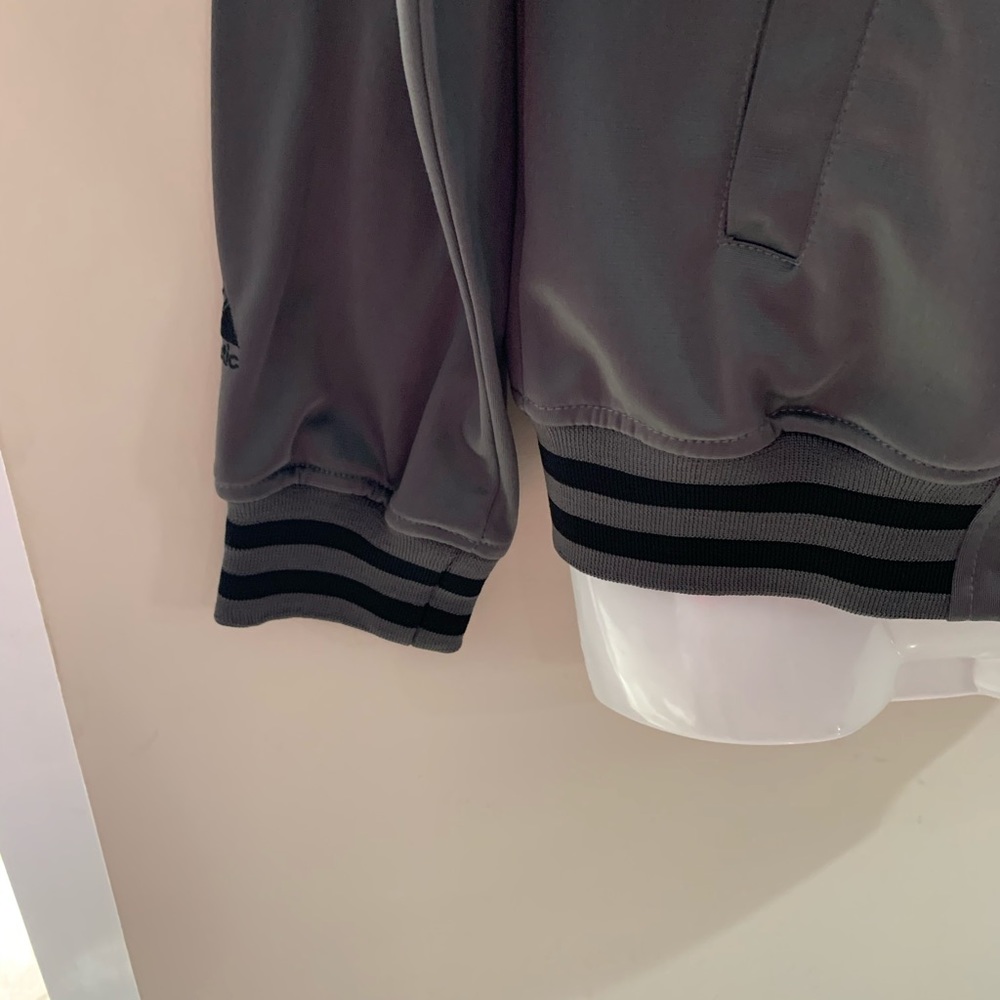NBA MAJESTIC jacket! - Picture 2 of 6